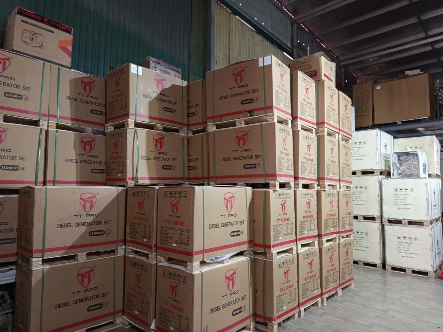 tổng kho máy phát điện 